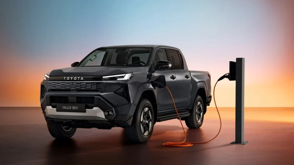 Toyota Hilux BEV (2026) | Fonte: Toyota